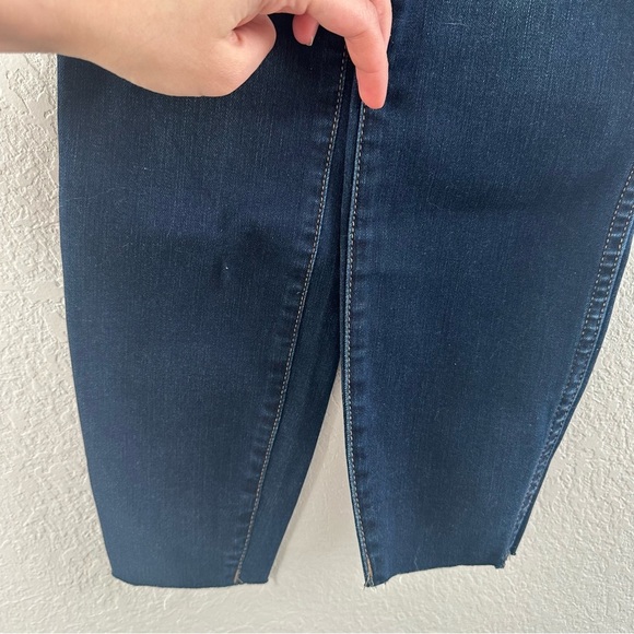 Kut from the Kloth NWT Donna High Waist Ankle Skinny Jeans - Picture 7 of 7